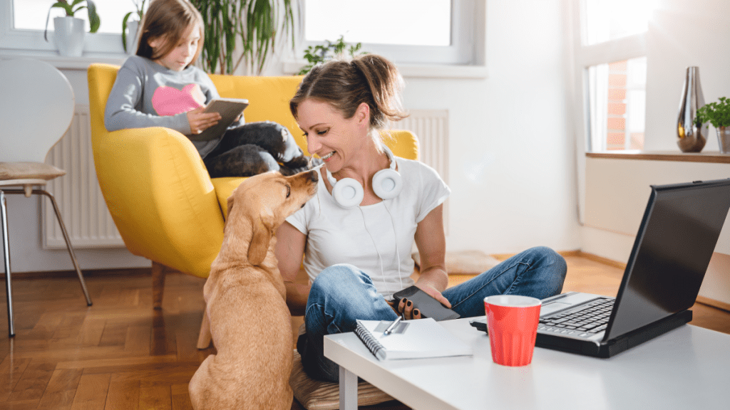 Start a Pet Sitting Business -  Best Small Business for Single Mom